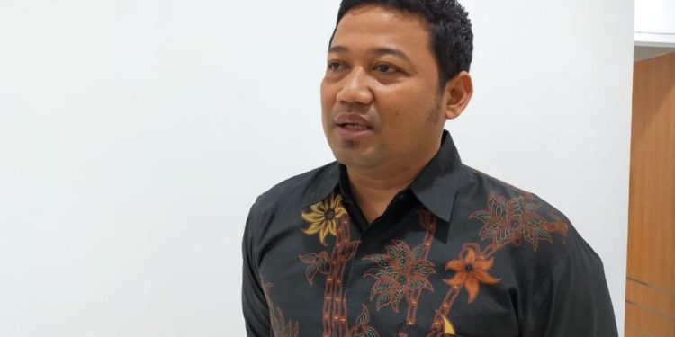 Fuad Tanggapi Soal Bandara APT Pranoto Terapkan Sistem Parkir Non Tunai