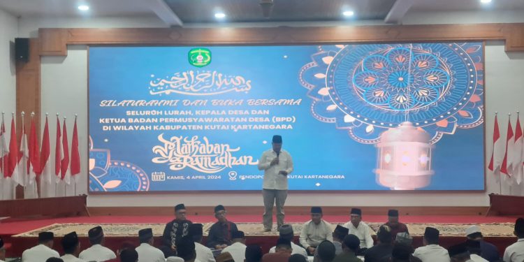 Bupati Edi Buka Puasa Bersama Kades se-Kukar