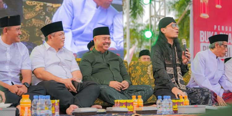 Air Mata Bahagia Pemenang Umrah di Acara Buka Puasa Bersama Bupati Edi Damansyah dan Gus Miftah