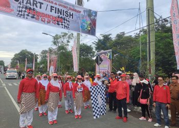Semarakkan Hardiknas 2024, Disdikbud Kukar Gelar Lomba Gerak Jalan, Diikuti Ratusan Peserta Pelajar Hingga Guru