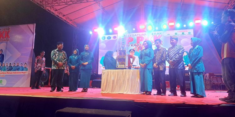Muara Badak Kembali Juara Umum pada Lomba Hari Kesatuan Gerak PKK ke 52