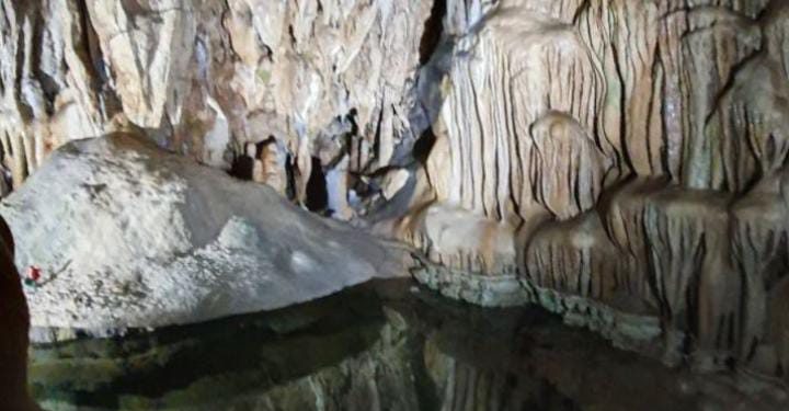 Gua Tapak Raja: Destinasi Wisata Alam Andalan IKN 