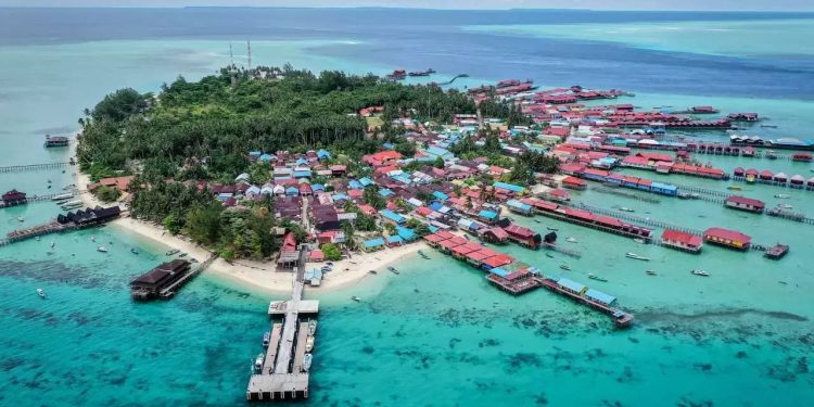 Kepulauan Derawan: Surga Wisata Bahari di Kalimantan Timur