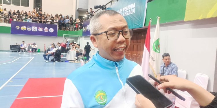 Dispora Kaltim Dorong Pembinaan Voli, Beri Bantuan Fasilitas ke Klub Lokal