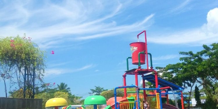 Kenari Waterpark Bontang Jadi Favorit Wisata Air Keluarga di Kalimantan Timur