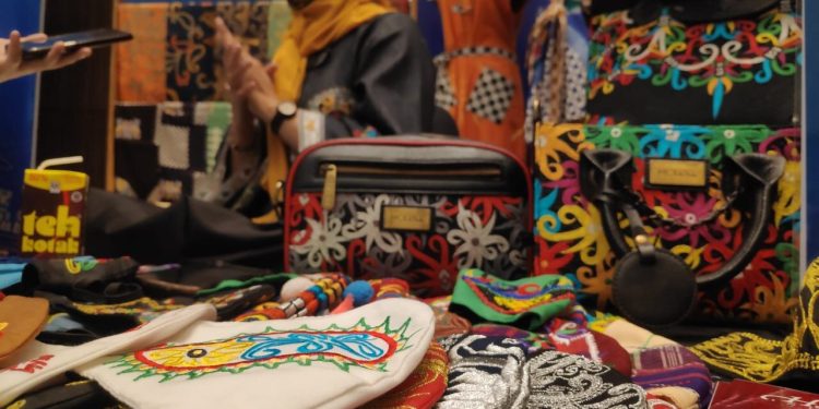 Peningkatan Daya Saing UMKM Kaltim Melalui Festival Ekonomi Kreatif