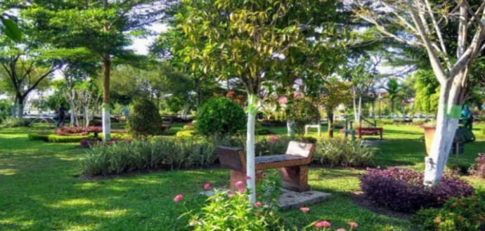 Taman Bunga Rozeline: Pesona Indah dan Ruang Hijau untuk Rekreasi