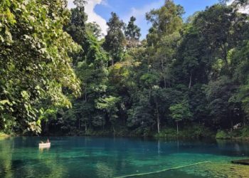 Telaga Biru Tulung Ni’Lenggo: Pesona Alam dengan Air Biru Toska yang Memikat