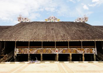 Pemuda dan Kebudayaan: Revitalisasi Rumah Adat Lamin sebagai Pusat Seni dan Budaya
