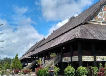 Taman Budaya Sendawar: Pusat Pelestarian Budaya Etnis Kutai Barat