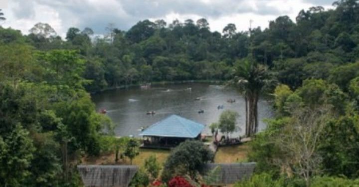 Danau Aco: Keindahan Alam yang Menyegarkan dan Penuh Legenda