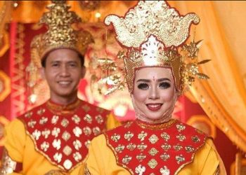 Meningkatkan Pelestarian dan Penggunaan Pakaian Adat Kutai dalam Konteks Modern