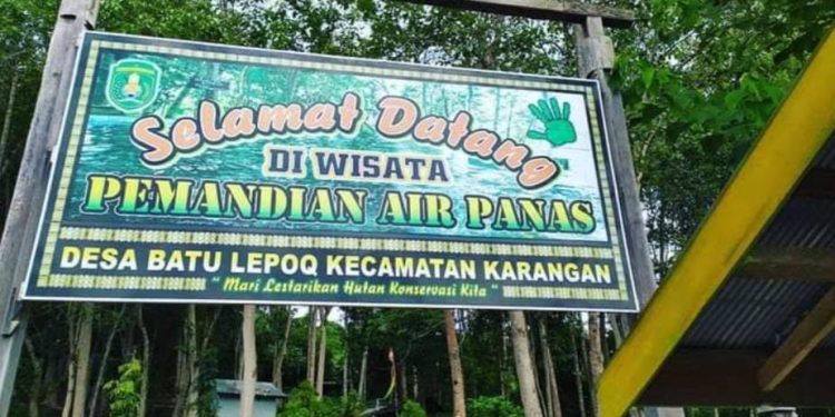 Menyegarkan Tubuh di Permandian Air Panas Batu Lepoq, Kutai Timur