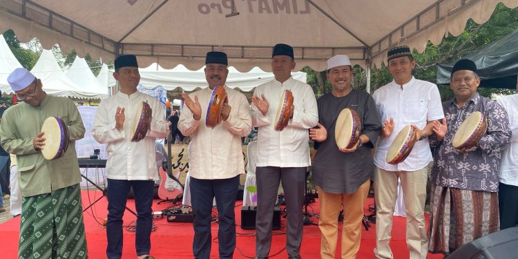 Sambut Ramadhan, Bupati Kukar Buka Sentra Kuliner di Kawasan Masjid Agung