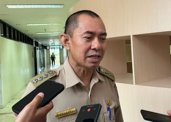 Akses Jalan Menuju Kantor Camat Kota Bangun Darat Hampir Usai Diperbaiki
