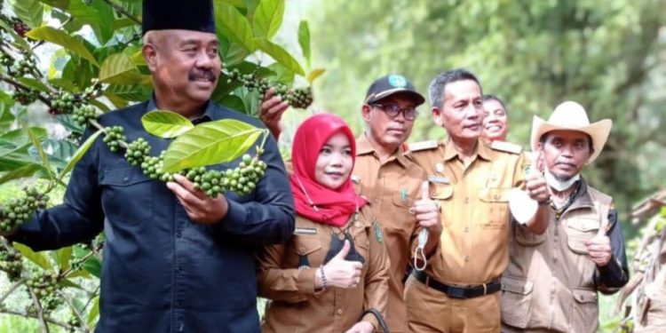 Kopi Kohiman Jadi Sarana Pemberdayaan dan Edukasi Wirausaha di Muara Kaman