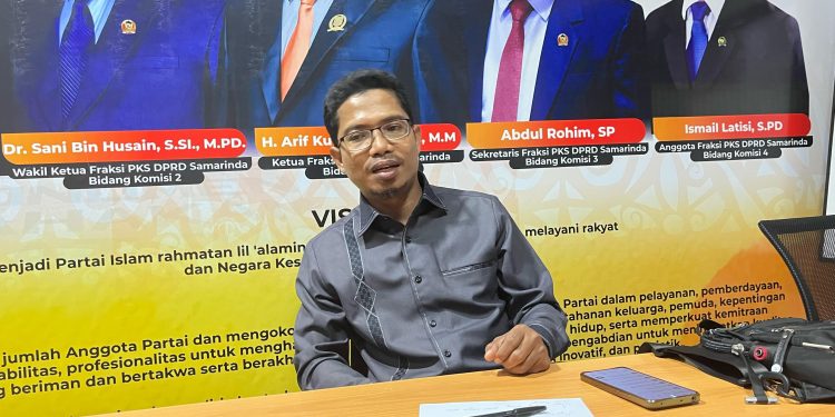 Pentingnya Edukasi Orang Tua di Era Digital, Ismail Latisi Ingatkan Pemerintah dan Sekolah