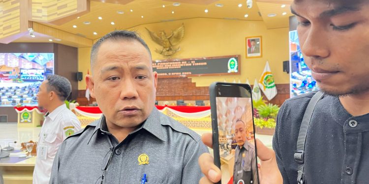 Sarkowi Usulkan Revisi Aturan Bantuan Keuangan agar Lebih Adaptif terhadap Kebutuhan Masyarakat Desa