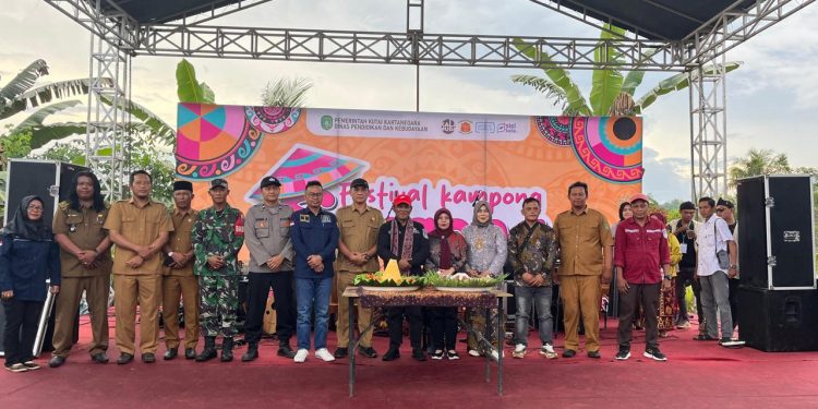 Festival Kampong Seraong Tampilkan Tradisi Budaya dalam HUT ke-19 Jembayan Tengah