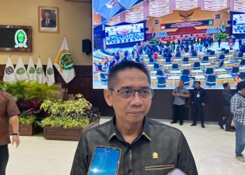 Firnadi Ikhsan Tanggapi Kerusakan Jalan, Dorong Pemanfaatan Jalur Sungai Sebagai Solusi Alternatif
