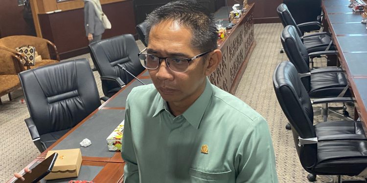 Firnadi Ikhsan Dukung Pemindahan Jalur Angkutan Tambang ke Sungai, Dorong Pemerintah Sajikan Rencana Implementasi yang Jelas