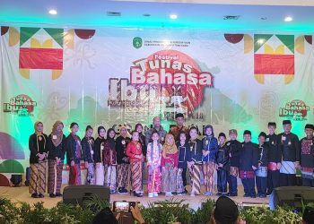 Grand Final FTBI 2025, Disdikbud Kukar Dorong Generasi Muda Bangga Berbahasa Daerah