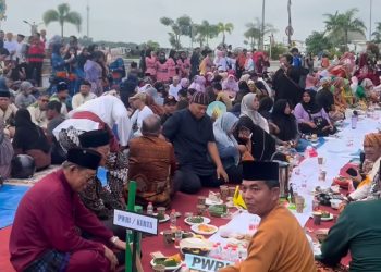Beseprah, Tradisi Makan Bersama yang Satukan Warga Kutai Kartanegara