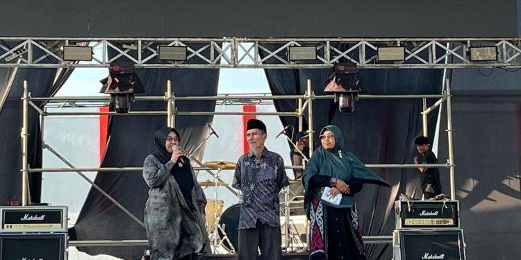 Suara Tarsul Buka Lomba Seni Budaya Kutai di Erau 2025