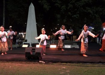 Generasi Muda Kukar Tunjukkan Kebanggaan Lewat Ekspresi Budaya di Titik Nol Tenggarong