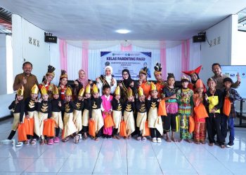 Diadikbud bersama Bunda PAUD Kukar Hadiri Kelas Parenting PAUD di Kecamatan Sanga Sanga
