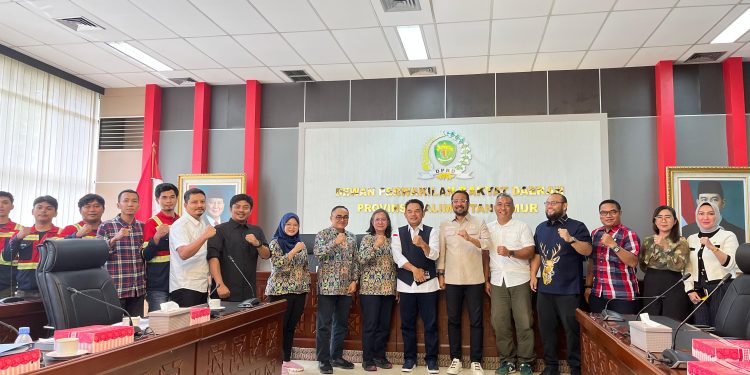 Komisi II Bahas Progres Pembangunan Fender Jembatan Mahakam, Ditarget Rampung Akhir 2025