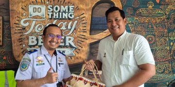 Kolaborasi HIPMI Samarinda dan Bandara APT Pranoto Sediakan Etalase untuk Produk UMKM Lokal