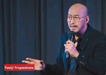 Kritik Kebijakan Pemprov Kaltim Lewat Komedi: Panji Pragiwaksono Kuliti “Kaltim Paradox” di Samarinda Besok Sabtu