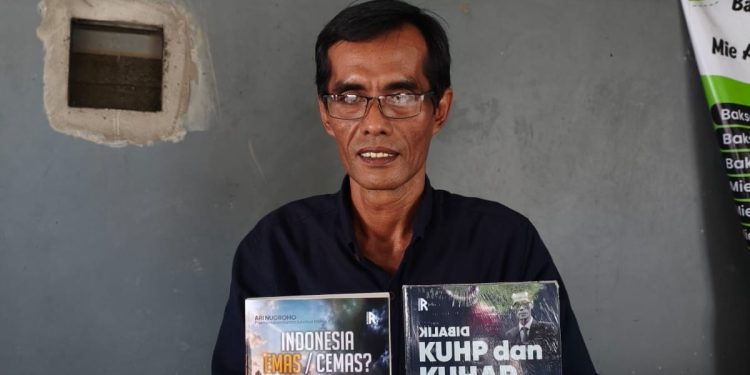 Dua Buku Karya Ari Nugroho Hadir untuk Menguatkan Kesadaran Hukum dan Menyongsong Indonesia Emas Berlandaskan Keadilan dan transparansi Keterbukaan Informasi Publikasi